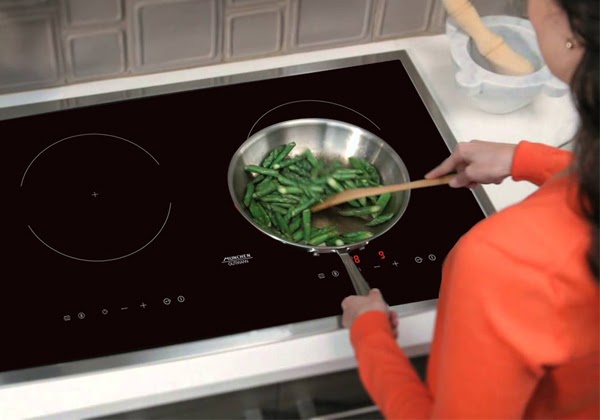 bếp từ bị nổ cầu chì