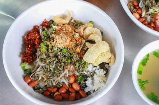 Món ăn Việt Nam hàng ngày