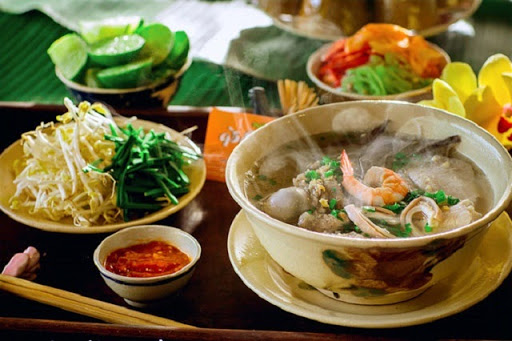 Món ăn Việt Nam hàng ngày