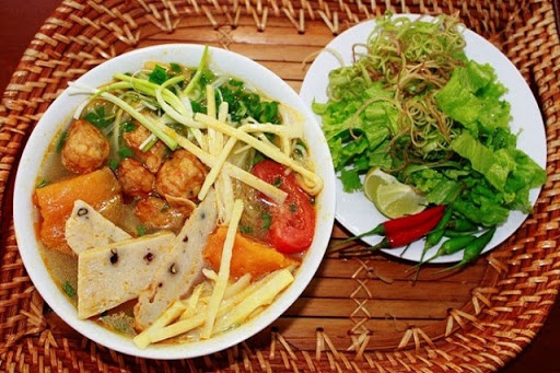 Món ăn Việt Nam hàng ngày