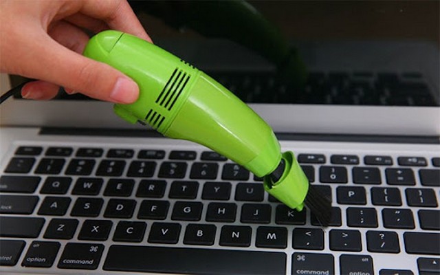 vệ sinh laptop dell